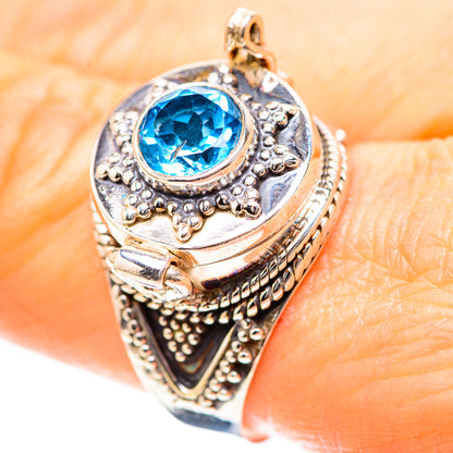 Poison Blue Topaz 925 Sterling Silver Ring Size 10 (925 Sterling Silver) RING137239
