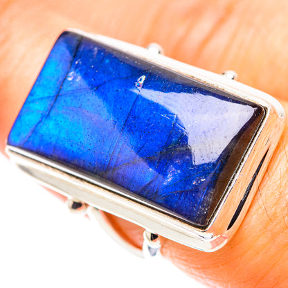 Large Labradorite Ring Size 7 (925 Sterling Silver) RING136942