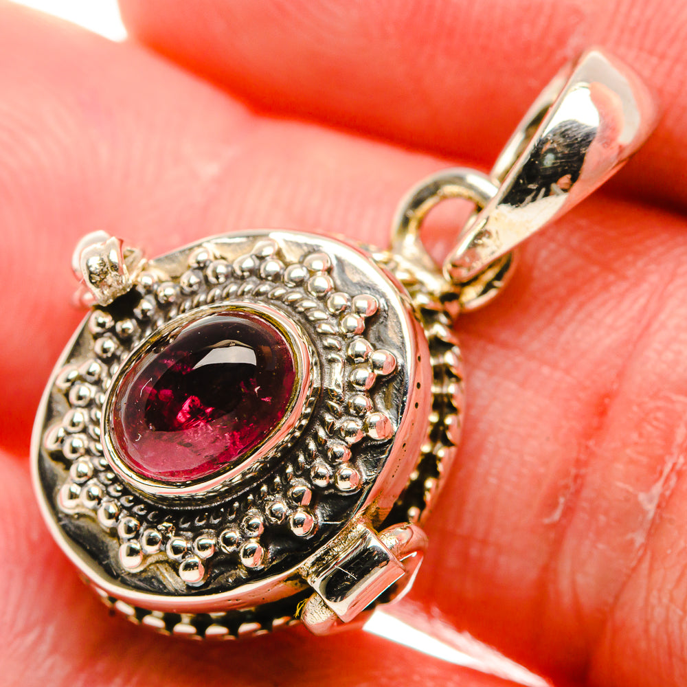 Poison Garnet Pendant 1 1/8" (925 Sterling Silver) PD37492