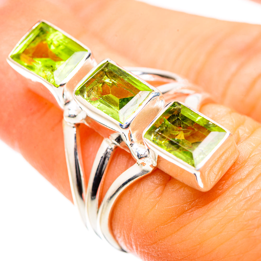 Peridot Ring Size 6.25 (925 Sterling Silver) RING135530