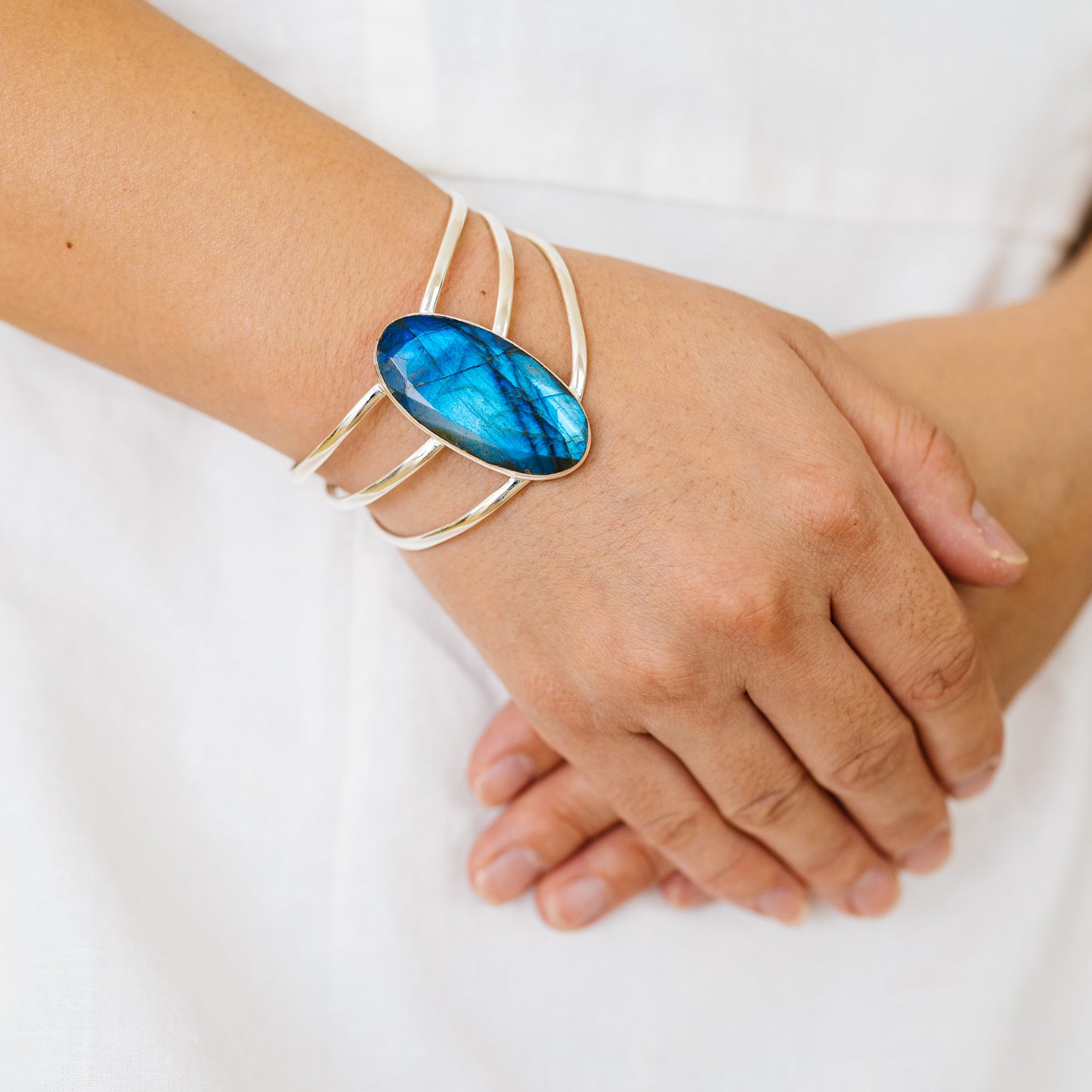 Labradorite Bracelets handcrafted by Ana Silver Co - BR90065 - Photo 2