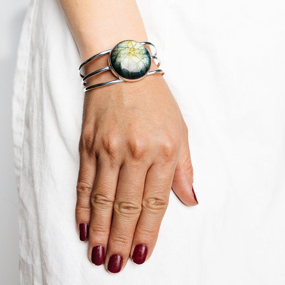 Labradorite Bracelets handcrafted by Ana Silver Co - BR90095 - Photo 2