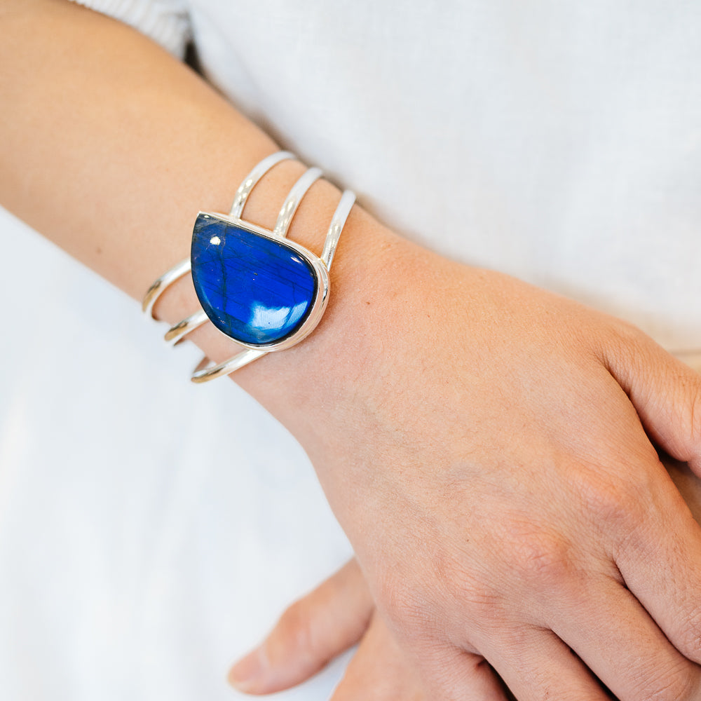 Labradorite Bracelets handcrafted by Ana Silver Co - BR90161 - Photo 2