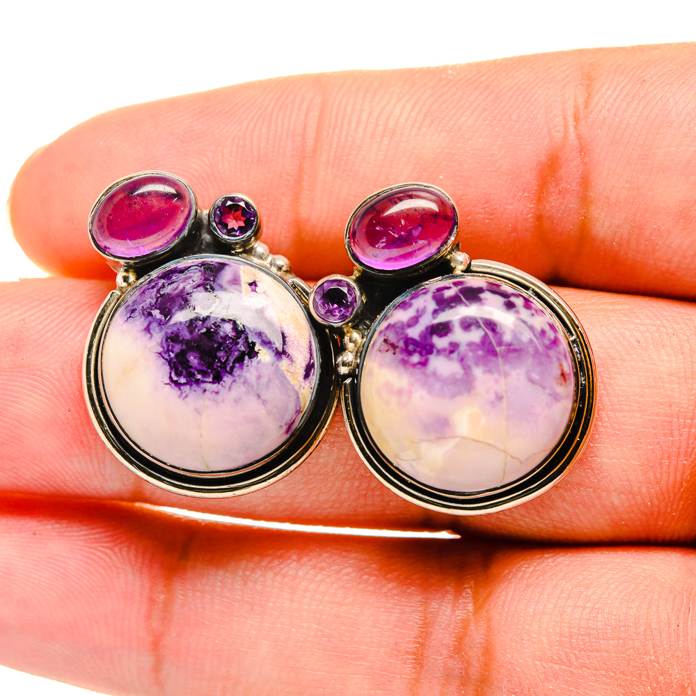 Amethyst earrings in 925 sterling silver, round cabochon with purple stone accents