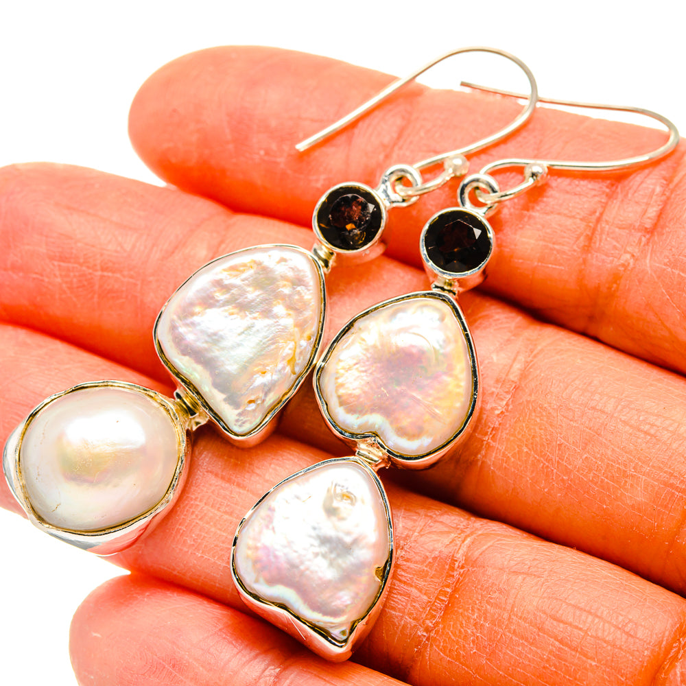 Mother Of Pearl Earrings handcrafted by Ana Silver Co - EARR425557