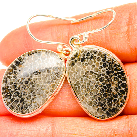 Stingray Coral Earrings handcrafted by Ana Silver Co - EARR428012