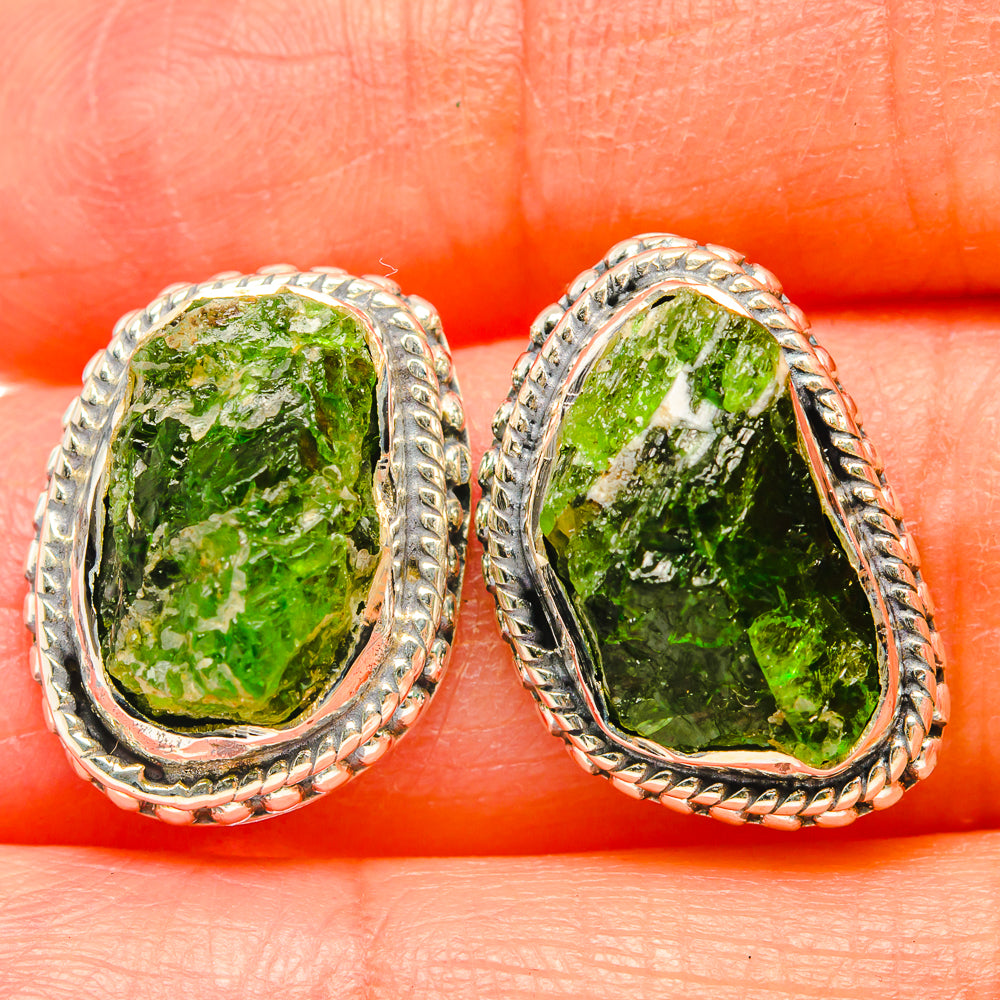 Chrome Diopside Earrings handcrafted by Ana Silver Co - EARR429161