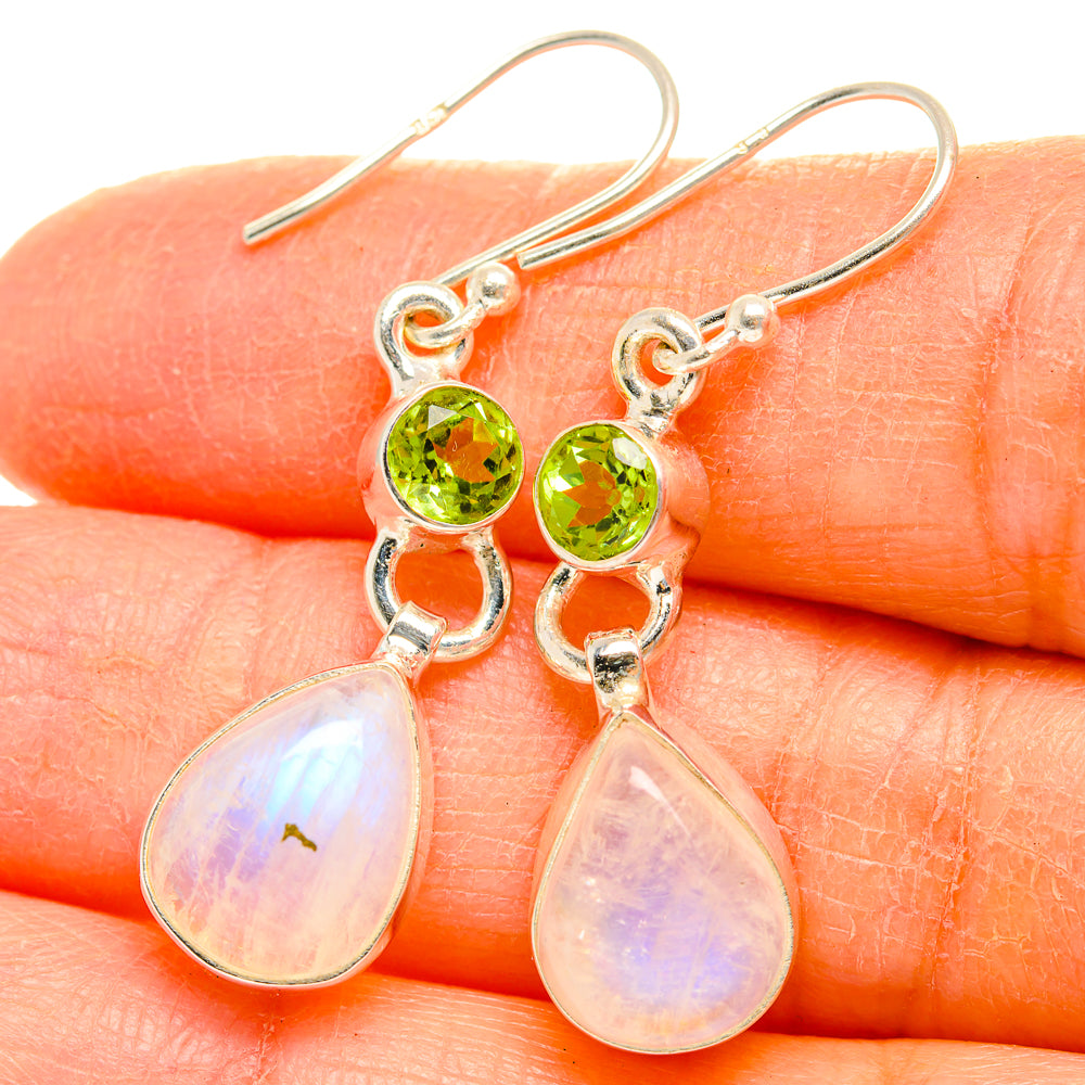 925 silver drop earrings: green peridot discs, opalescent moonstone drops