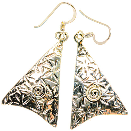 Engraved Earrings handcrafted by Ana Silver Co - EARR426330 - Photo 2