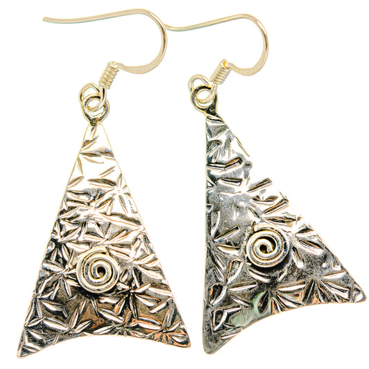 Engraved Earrings handcrafted by Ana Silver Co - EARR426374 - Photo 2