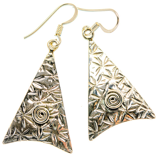 Engraved Earrings handcrafted by Ana Silver Co - EARR426444 - Photo 2