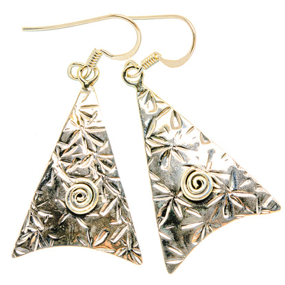 Engraved Earrings handcrafted by Ana Silver Co - EARR426846 - Photo 2