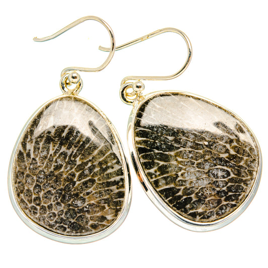 Stingray Coral Earrings handcrafted by Ana Silver Co - EARR427840 - Photo 2