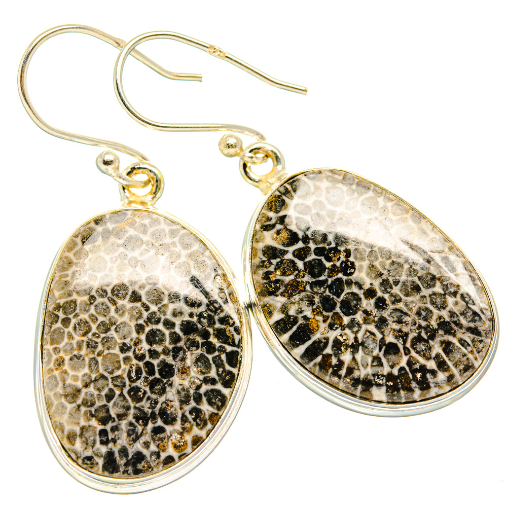 Stingray Coral Earrings handcrafted by Ana Silver Co - EARR428012 - Photo 2