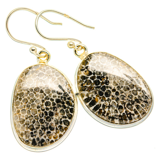 Stingray Coral Earrings handcrafted by Ana Silver Co - EARR428012 - Photo 2