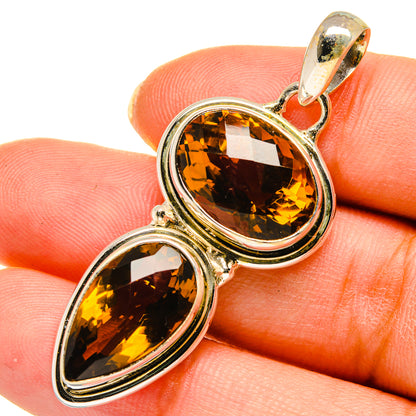 Oval citrine pendant in 925 sterling silver with two amber gemstone drops