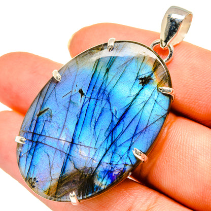 Labradorite Pendants handcrafted by Ana Silver Co - PD10684