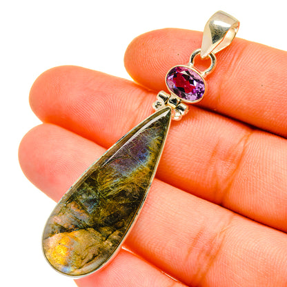 Labradorite Pendants handcrafted by Ana Silver Co - PD11083
