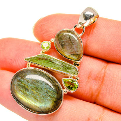 Labradorite Pendants handcrafted by Ana Silver Co - PD11291