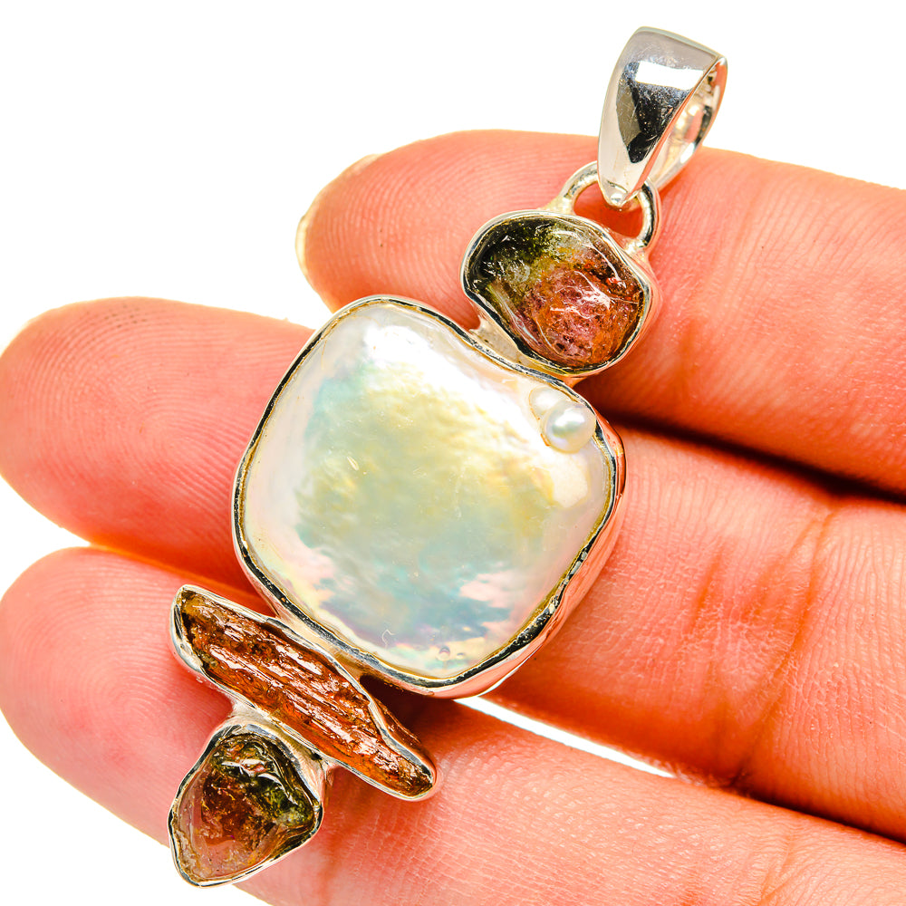 Mother Of Pearl Pendants handcrafted by Ana Silver Co - PD11560