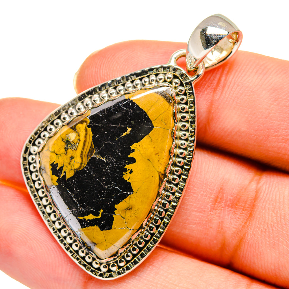 Schalenblende Pendants handcrafted by Ana Silver Co - PD11575
