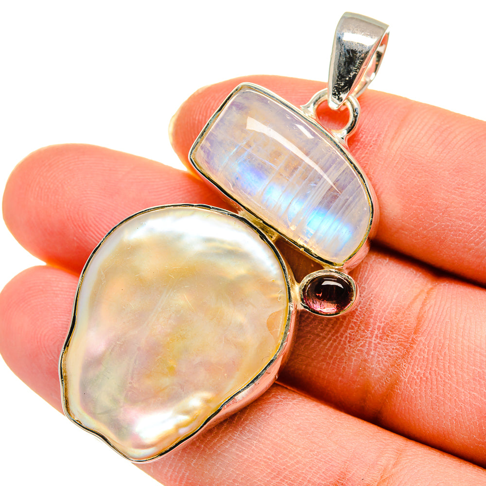 Mother Of Pearl Pendants handcrafted by Ana Silver Co - PD11763