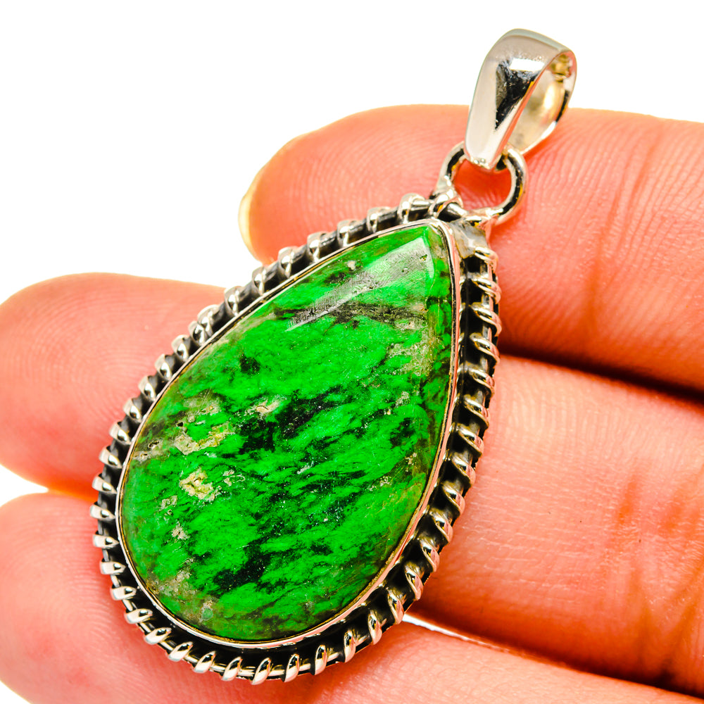 Maw Sit Sit Pendants handcrafted by Ana Silver Co - PD12029