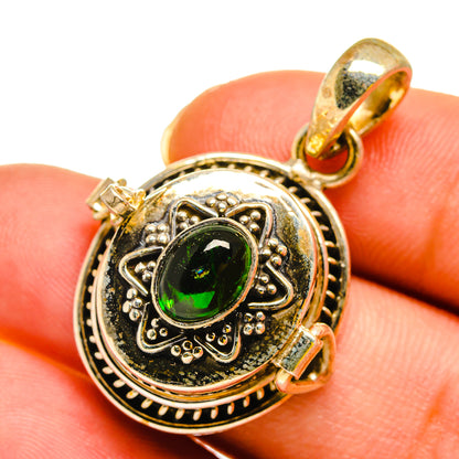 Chrome Diopside Pendants handcrafted by Ana Silver Co - PD12042