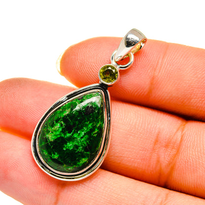 Maw Sit Sit Pendants handcrafted by Ana Silver Co - PD12107