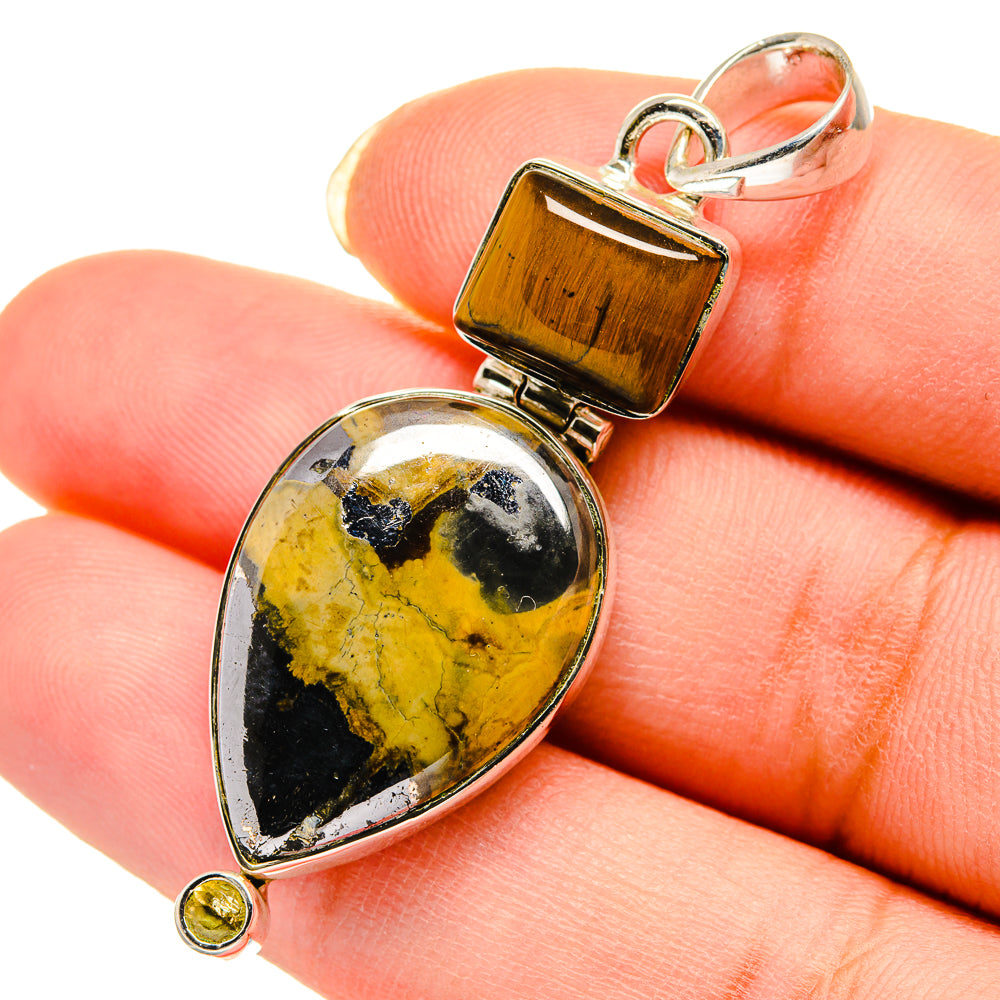 Schalenblende Pendants handcrafted by Ana Silver Co - PD12342