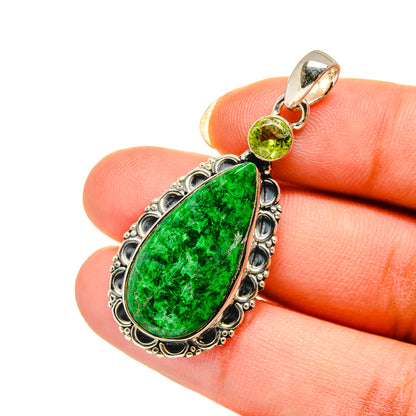 Maw Sit Sit Pendants handcrafted by Ana Silver Co - PD12449