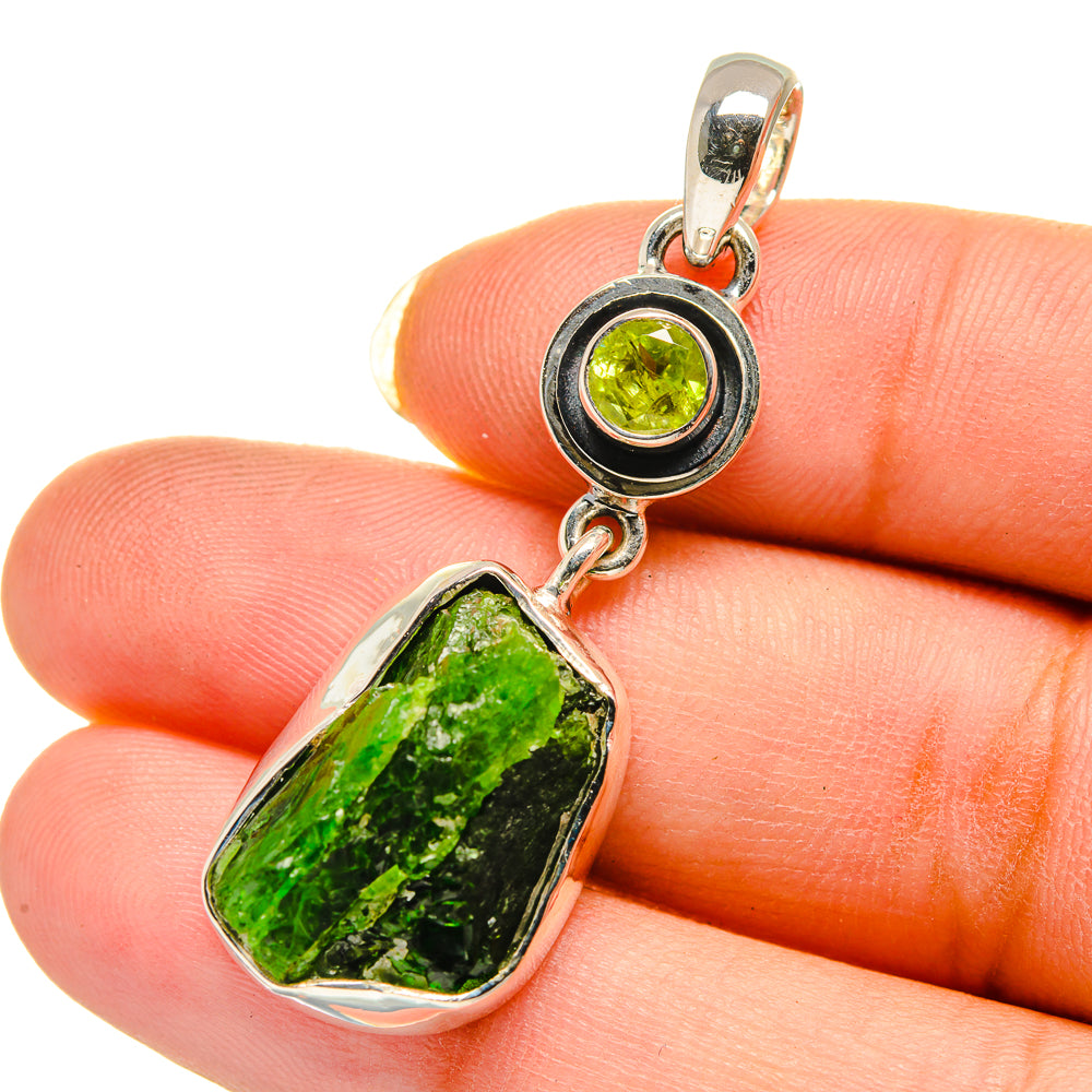 Chrome Diopside Pendants handcrafted by Ana Silver Co - PD12561