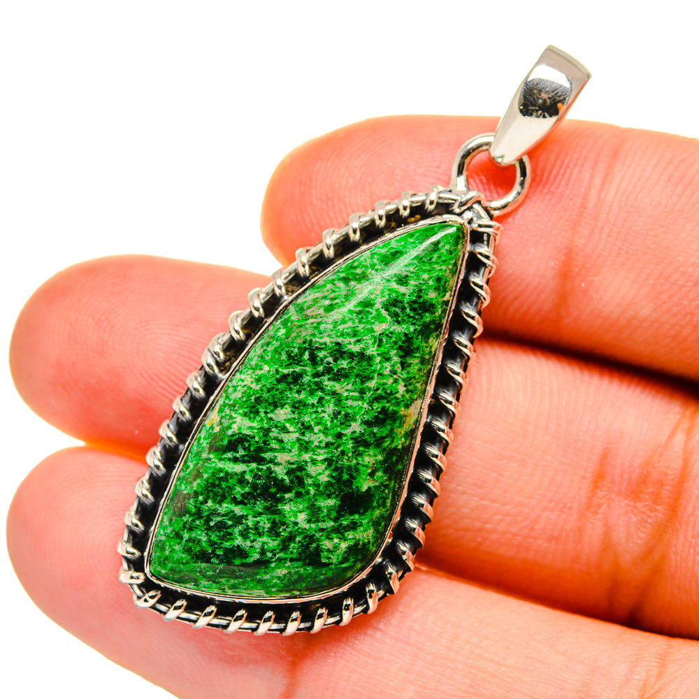 Maw Sit Sit Pendants handcrafted by Ana Silver Co - PD12694