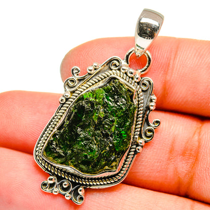 Chrome Diopside Pendants handcrafted by Ana Silver Co - PD13027