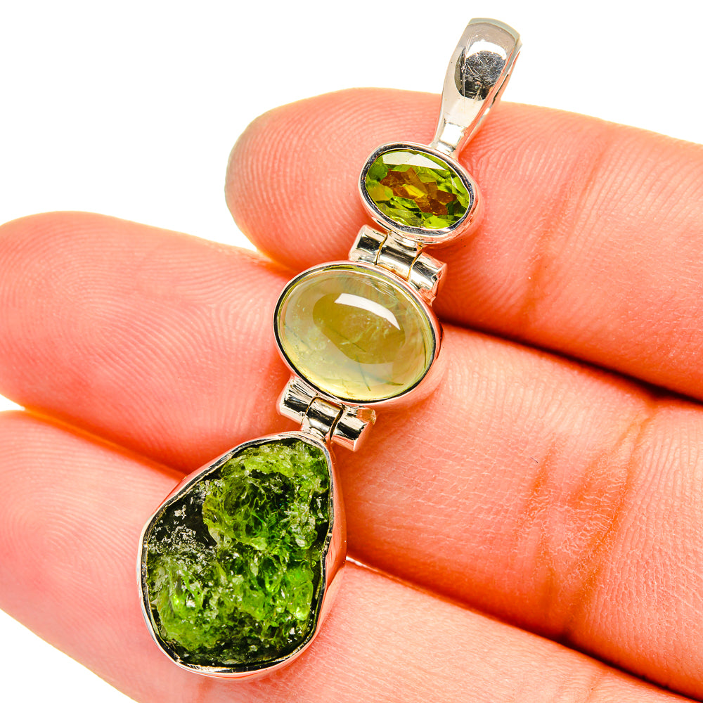 Chrome Diopside Pendants handcrafted by Ana Silver Co - PD13097