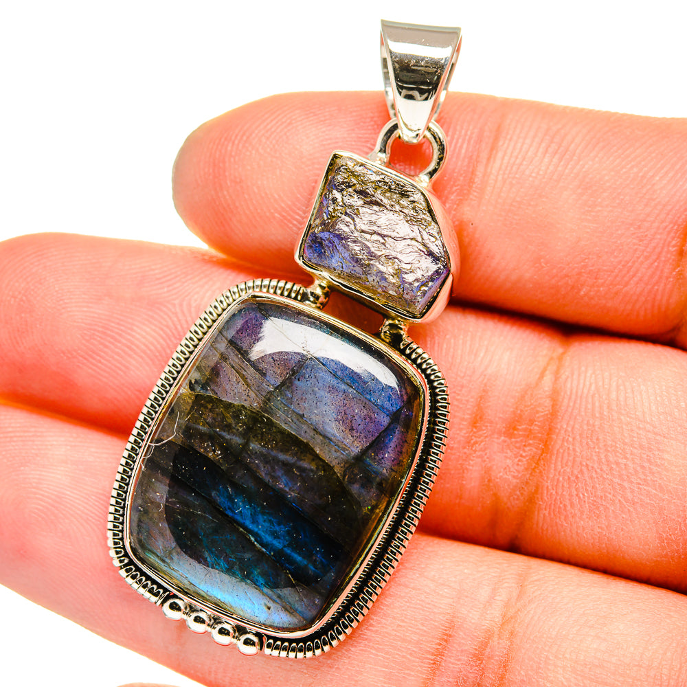 Labradorite Pendants handcrafted by Ana Silver Co - PD13116