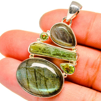 Labradorite Pendants handcrafted by Ana Silver Co - PD13374