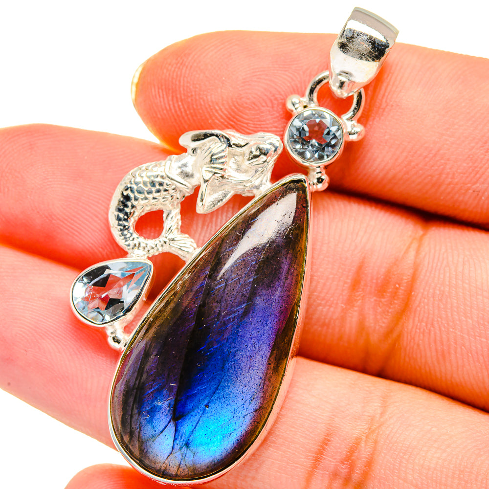 Labradorite Pendants handcrafted by Ana Silver Co - PD13935