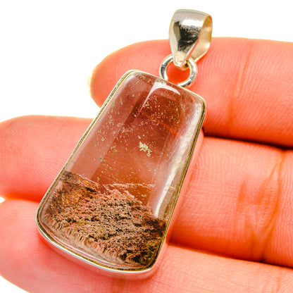 Rectangular garden quartz pendant in 925 sterling silver with bail and gold-toned bezel
