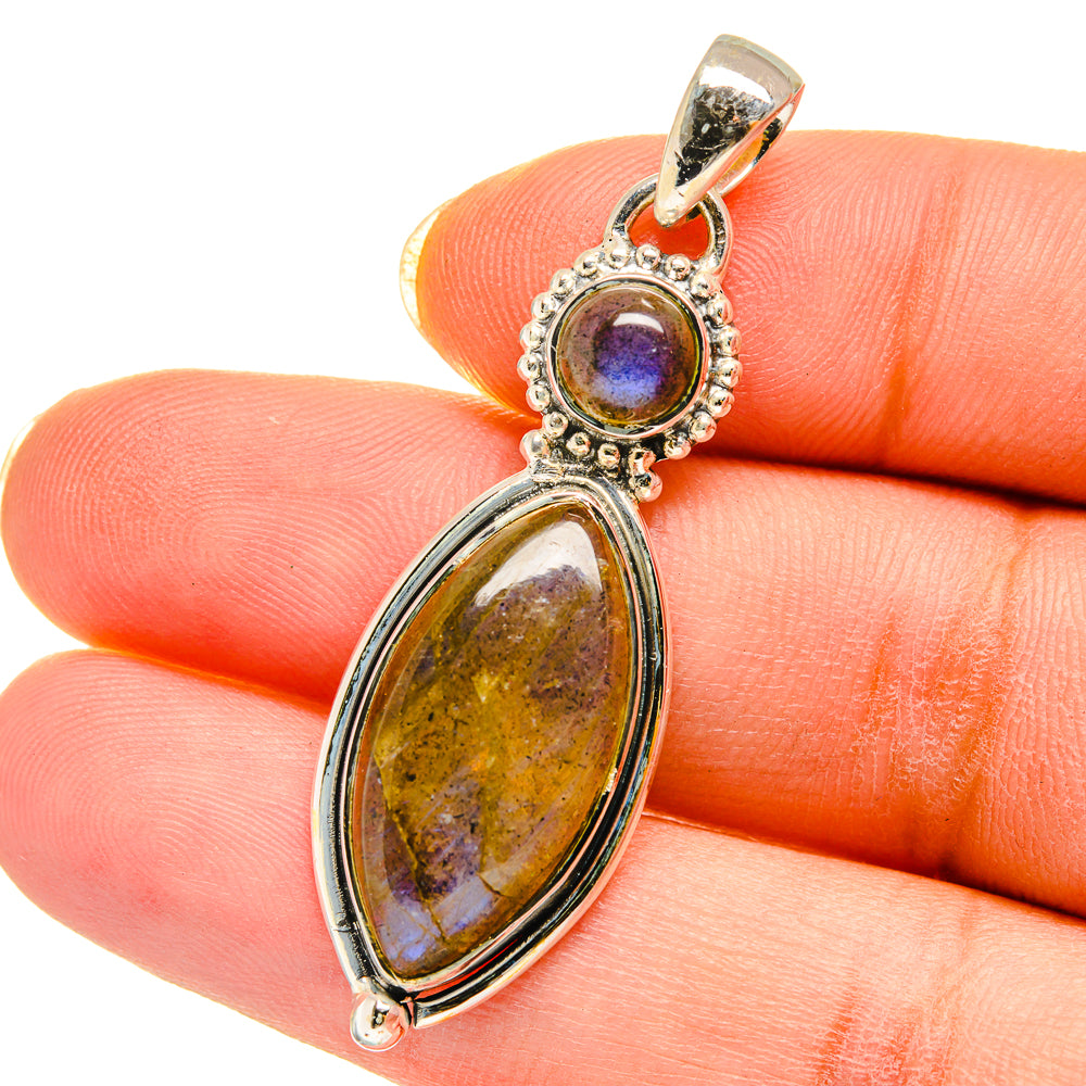 Labradorite Pendants handcrafted by Ana Silver Co - PD14256