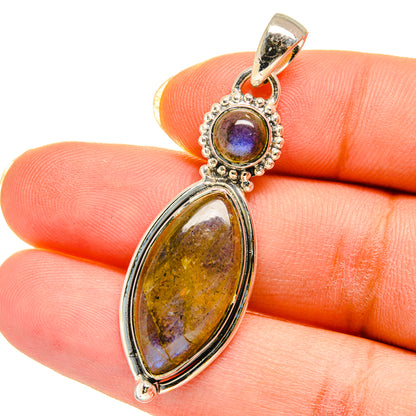 Labradorite Pendants handcrafted by Ana Silver Co - PD14256