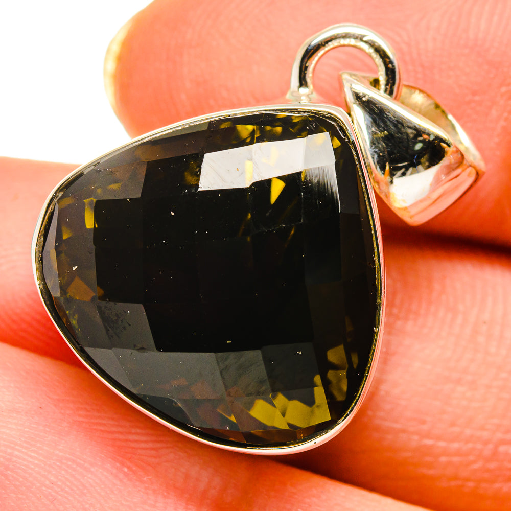 Olive Quartz Pendants handcrafted by Ana Silver Co - PD14306
