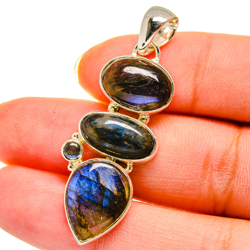 Labradorite Pendants handcrafted by Ana Silver Co - PD14404