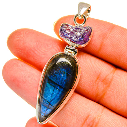 Labradorite Pendants handcrafted by Ana Silver Co - PD14532