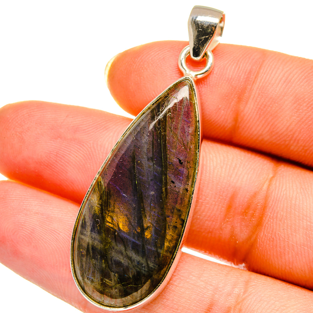 Labradorite Pendants handcrafted by Ana Silver Co - PD14535
