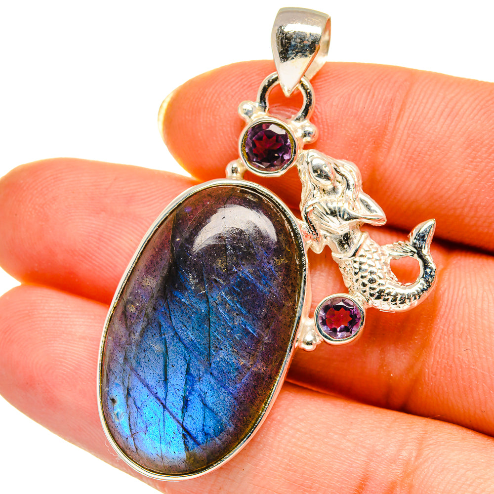 Labradorite Pendants handcrafted by Ana Silver Co - PD14538