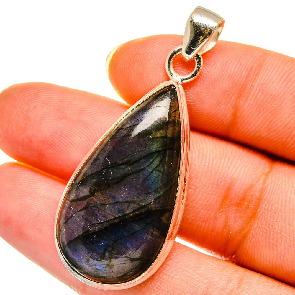 Labradorite Pendants handcrafted by Ana Silver Co - PD14541