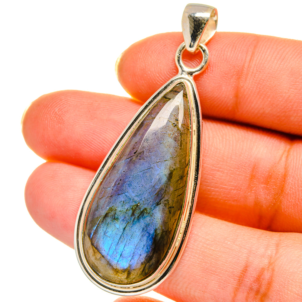 Labradorite Pendants handcrafted by Ana Silver Co - PD14640