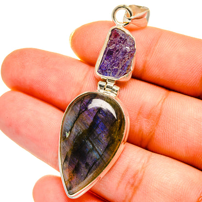 Labradorite Pendants handcrafted by Ana Silver Co - PD14642