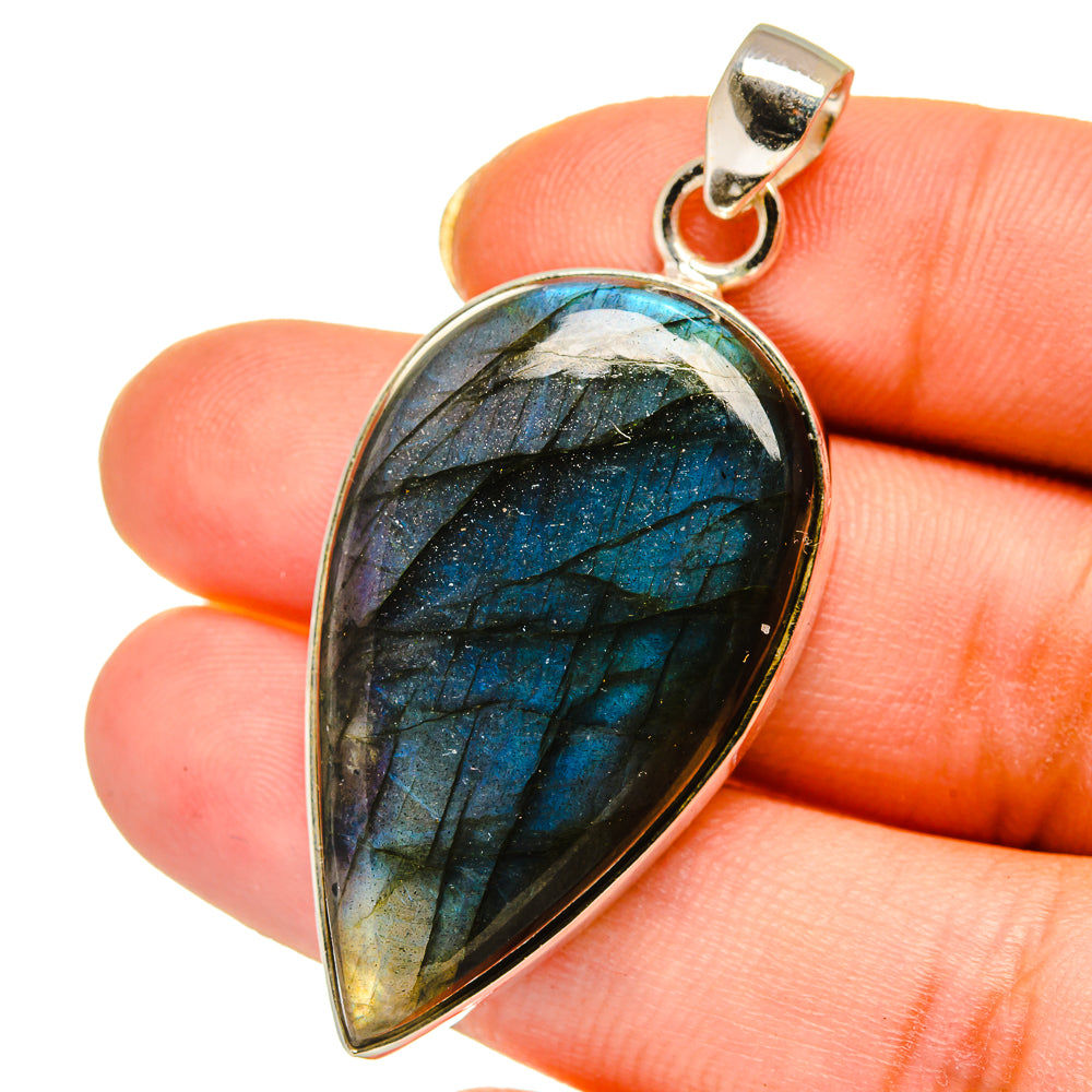 Labradorite Pendants handcrafted by Ana Silver Co - PD14643